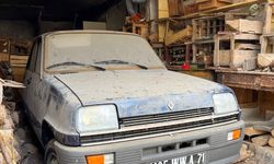 BU RENAULT 44 YAŞINDA AMA 12 KİLOMETREDE