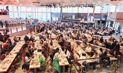 3 bin kişi ‘Birlik ve dayanışma’ sofrasına oturdu