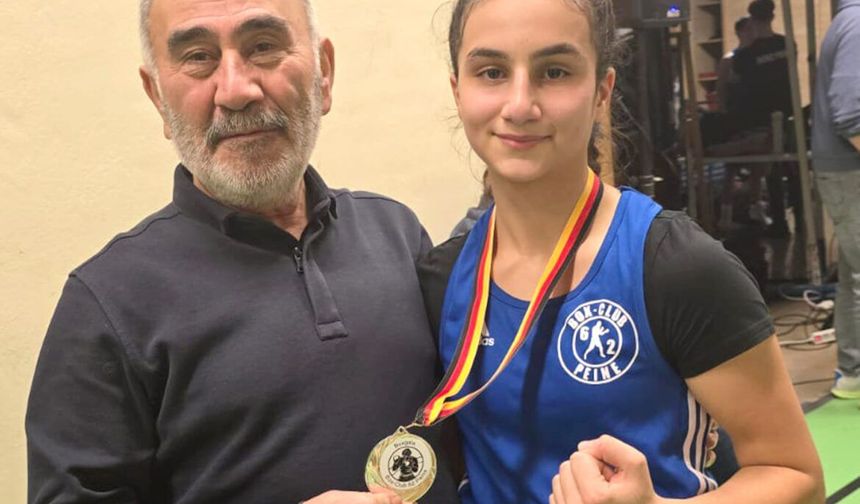 Ringin sultanı Sude