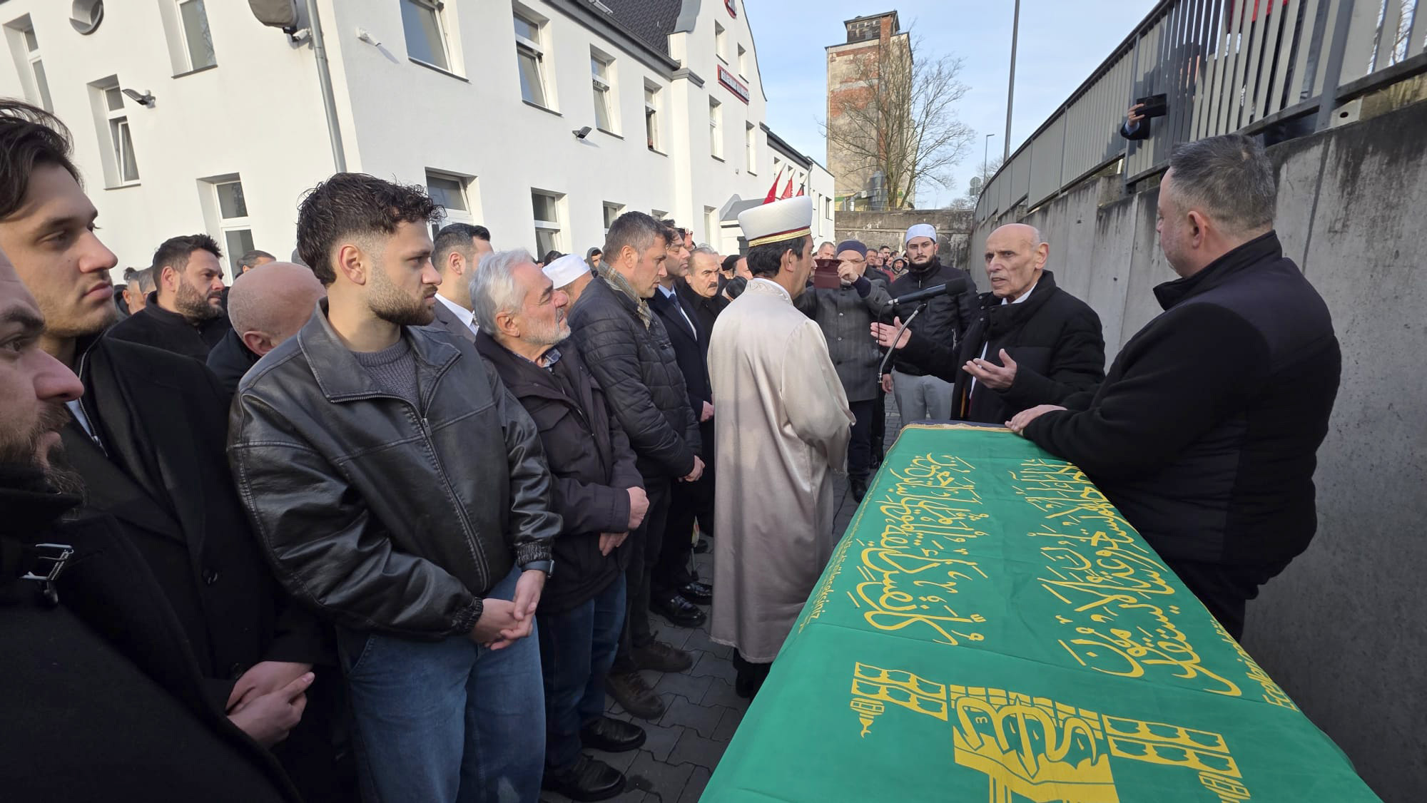 Mehmet Yildirim Cenaze Namazi A Uzunalioglu