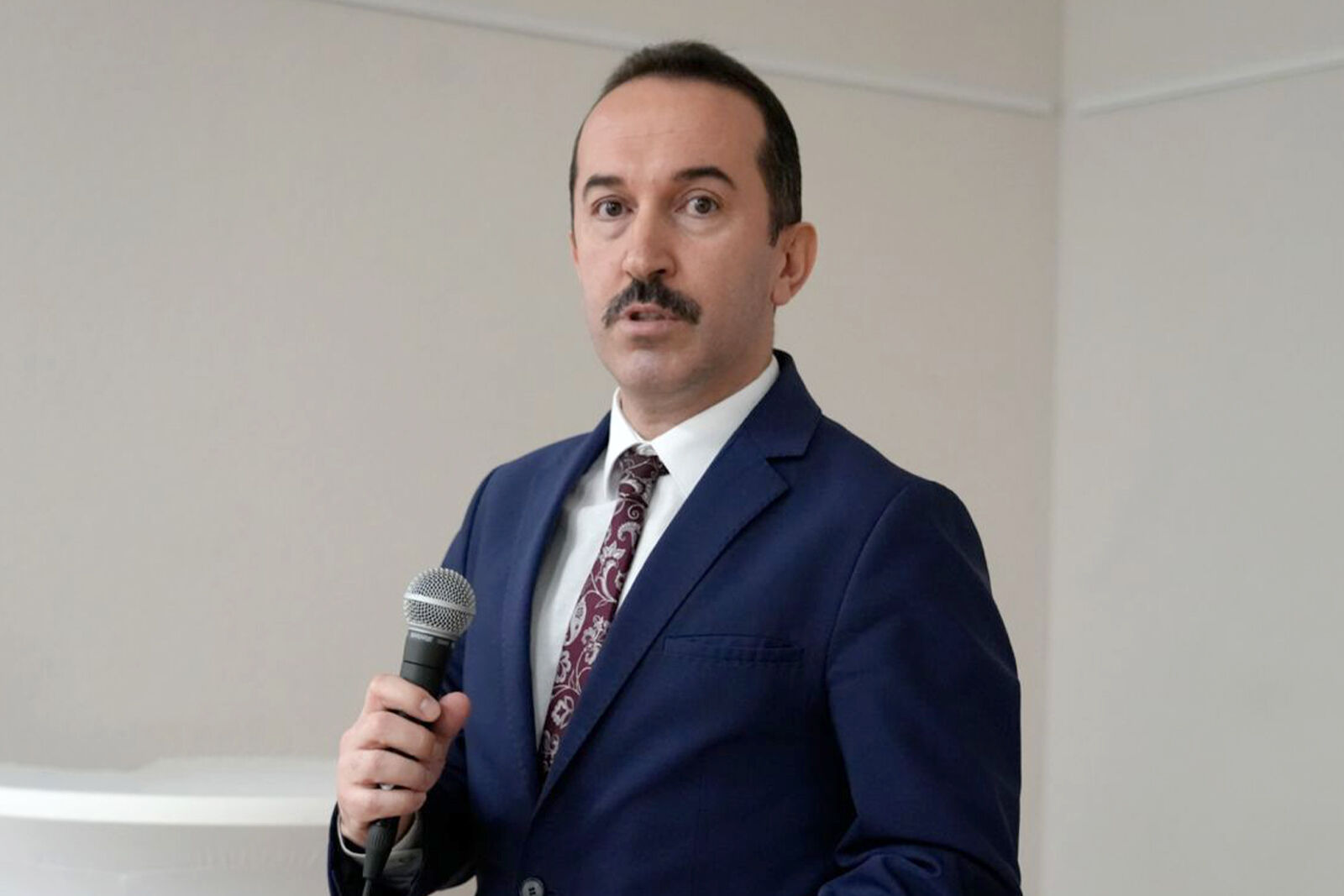 Egitim Atasesi Sabri Yolcu