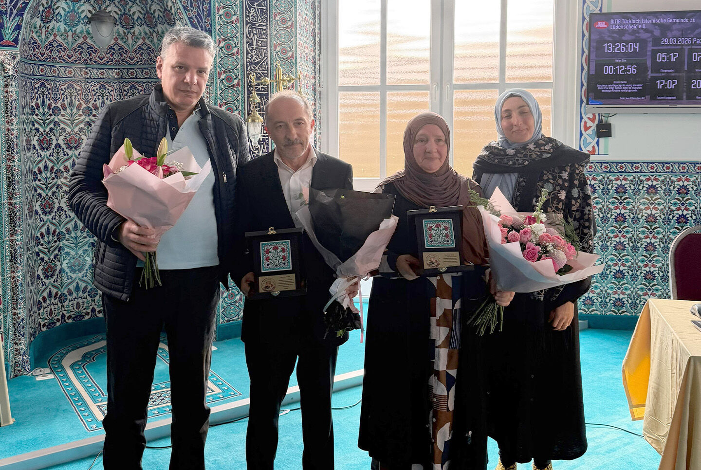 Ludenscheid Dernek Yonetiminden Plaket Takdimi2