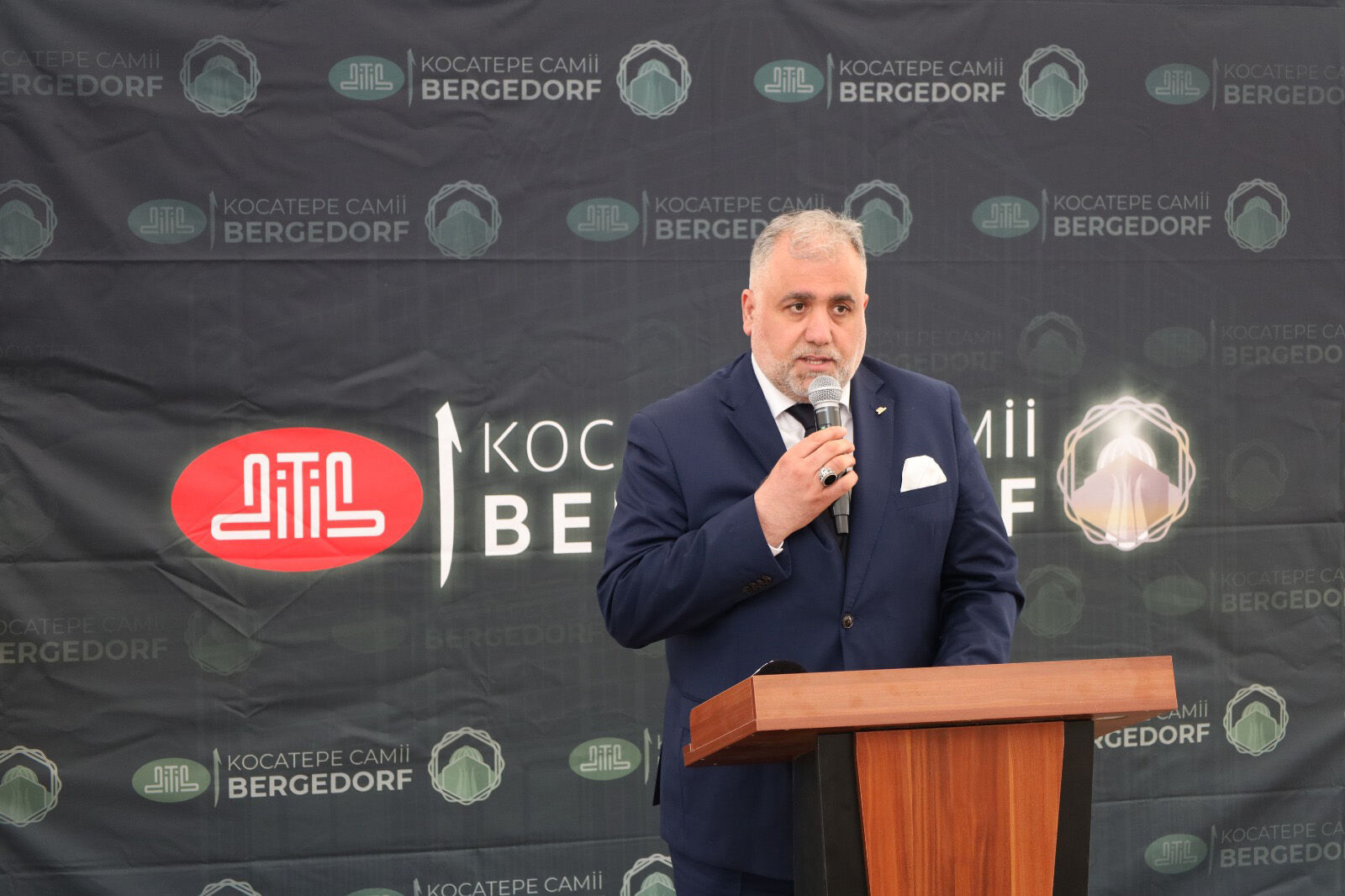 Bergedorf 40Yil Baskan Fedayi Ileri