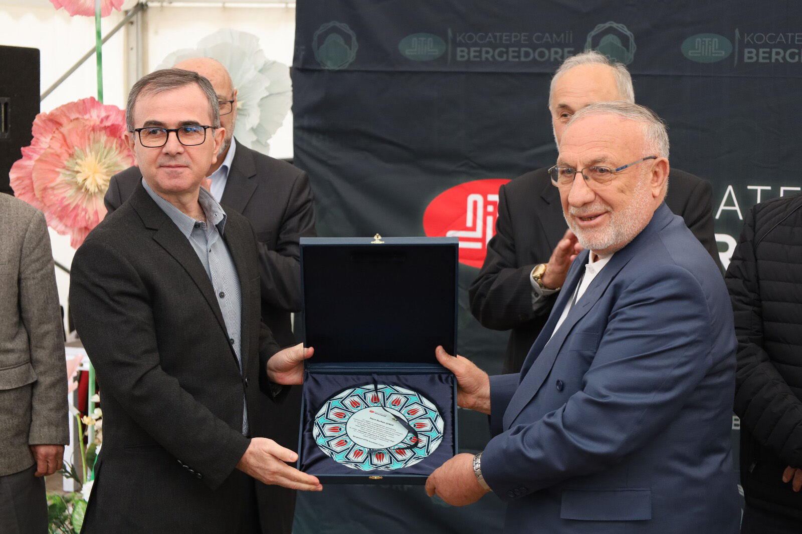 Bergedorf 40Yil Baskankonsolos Plaket Takdimi