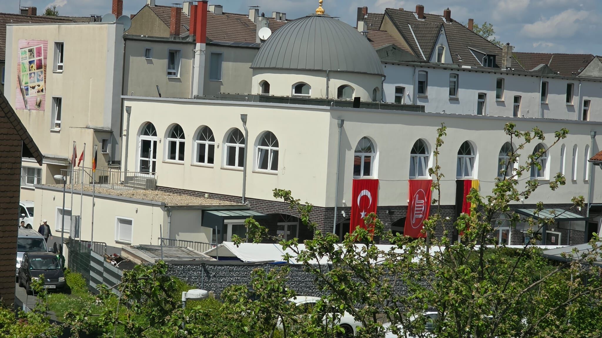 Cami Dıştan Görünüş 11
