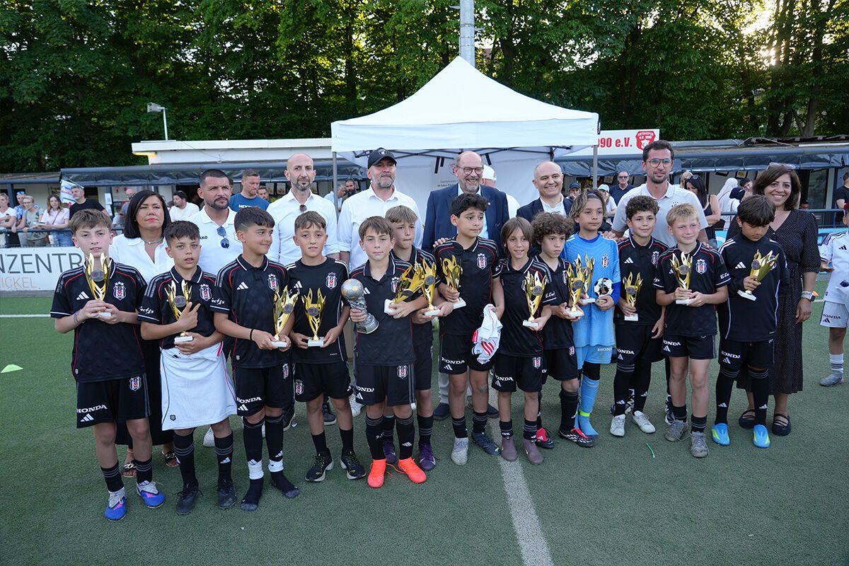 Essen Turnuva Besiktas