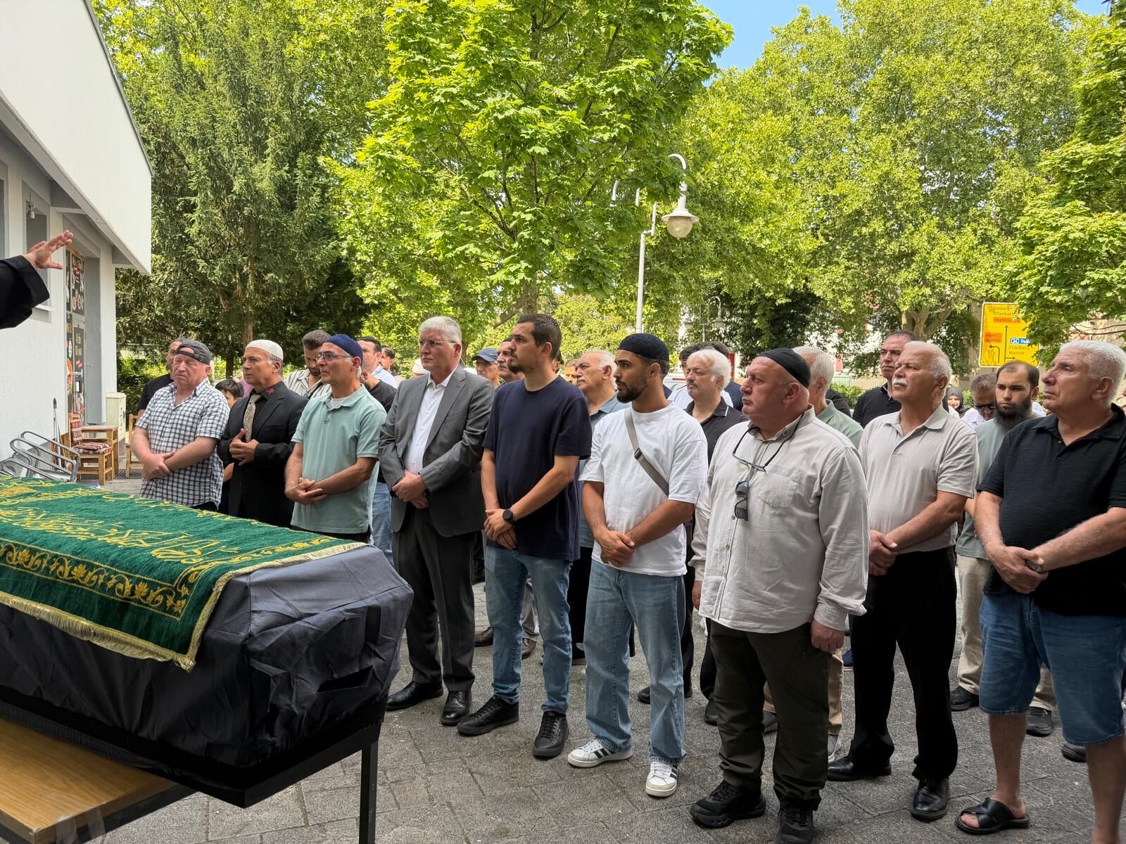 Gazeteci İlyas Odabaş son yolculuğuna uğurlandı
